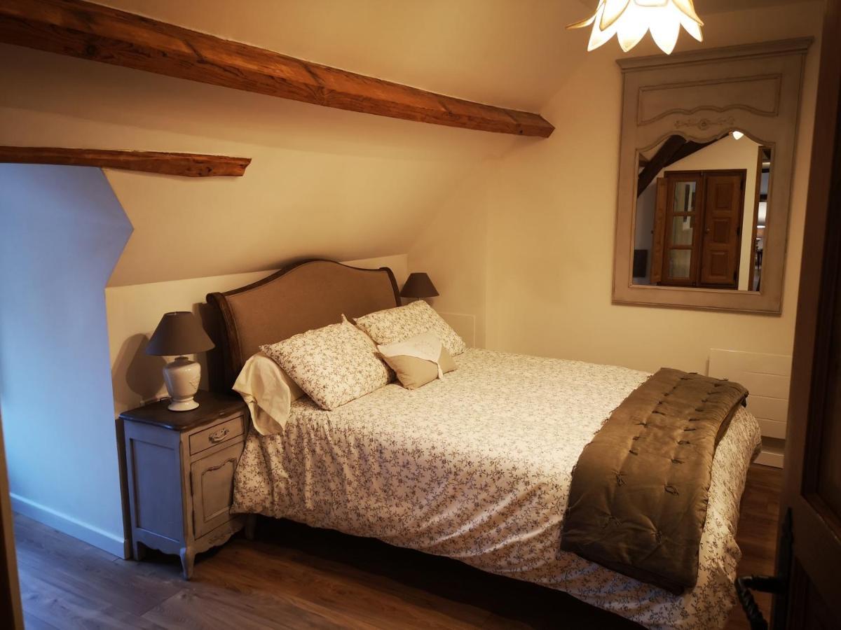 Apartment Aux 3 Maillets Bourges